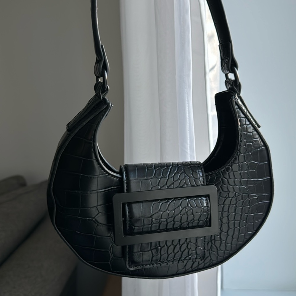Leather black bag